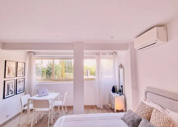 Apartament Latour Maubourg *