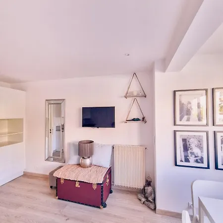 Apartmán Latour Maubourg *